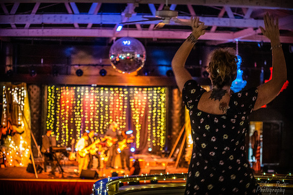 11132021-PKL05391-Bertaphoto-Oddball