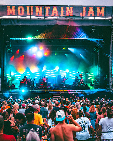 250622_AdamBertaPhoto-MountainJam-9018