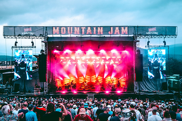 250622_AdamBertaPhoto-MountainJam-9906