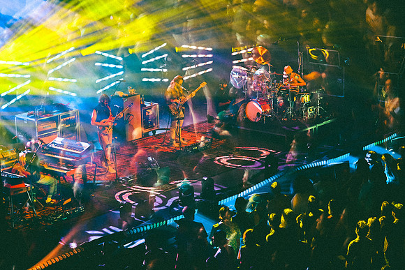 250923_AdamBertaPhoto-LouisvillePalace4480