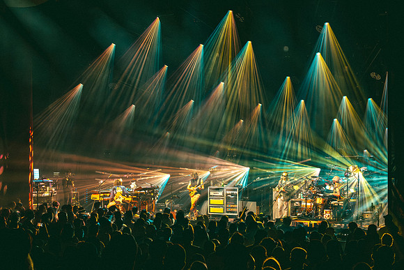 250923_AdamBertaPhoto-LouisvillePalace4522