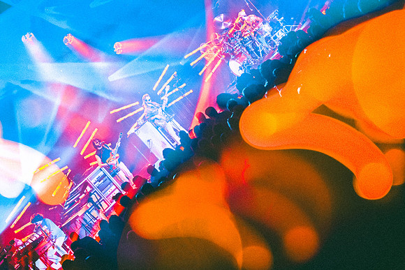 250923_AdamBertaPhoto-LouisvillePalace4887