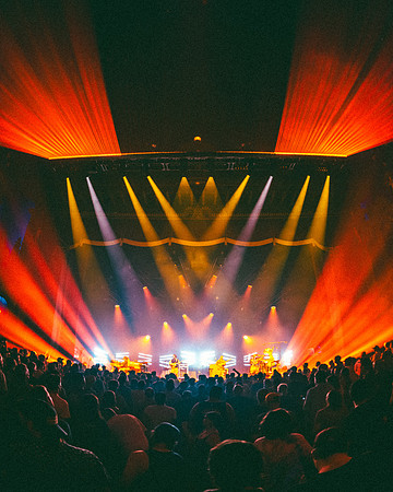 250923_AdamBertaPhoto-LouisvillePalace5086