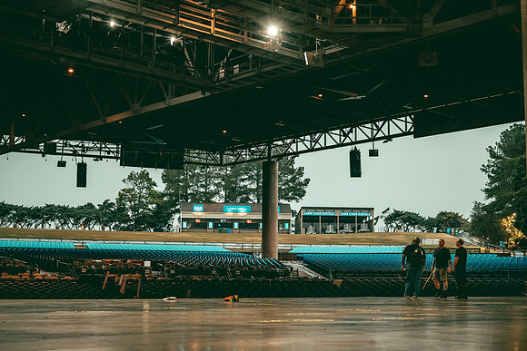 250927_AdamBertaPhoto-PNCBankPavilion-3711