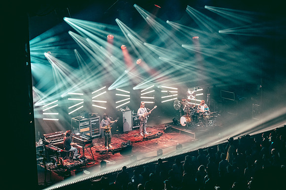 250924_AdamBertaPhoto-LouisvillePalace7520