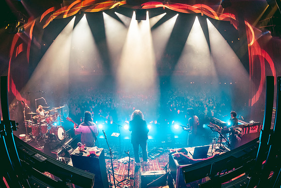 250924_AdamBertaPhoto-LouisvillePalace8654