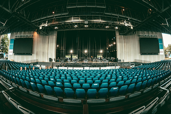 250927_AdamBertaPhoto-PNCBankPavilion-3823