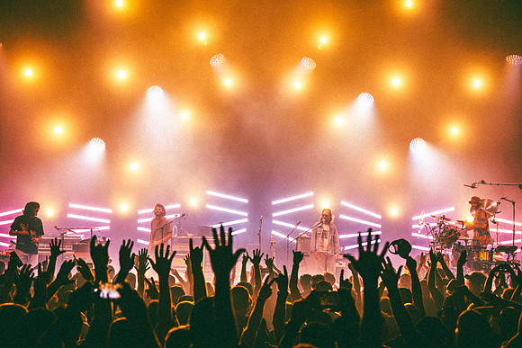 250924_AdamBertaPhoto-LouisvillePalace9681