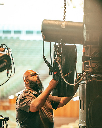 251004_AdamBertaPhoto-MannCenter-4907