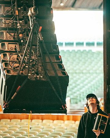 251004_AdamBertaPhoto-MannCenter-4924
