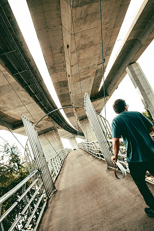 251002_AdamBertaPhoto-AllianzAmp-9705