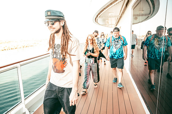260207_AdamBertaPhoto-JamCruise-4070