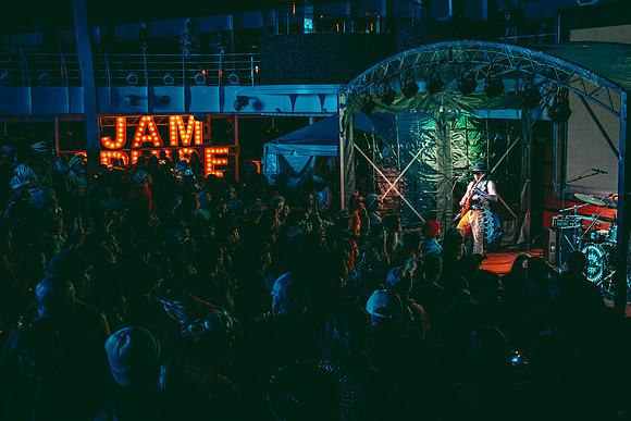 260208_AdamBertaPhoto-JamCruise-5191
