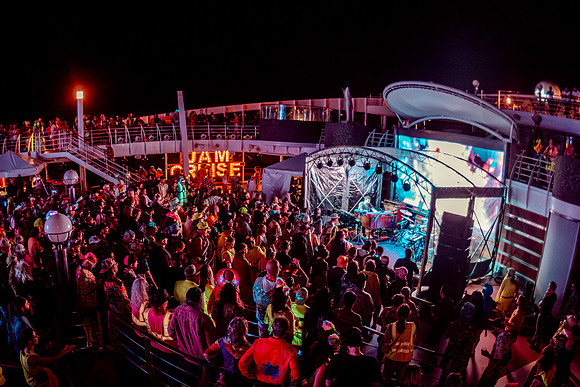260209_AdamBertaPhoto-JamCruise--2