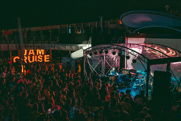 260209_AdamBertaPhoto-JamCruise-7249