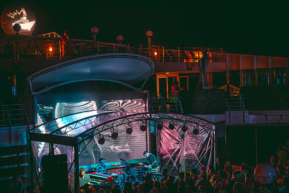 260209_AdamBertaPhoto-JamCruise-7460