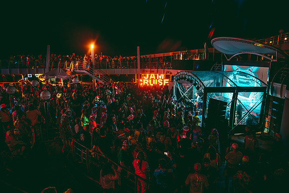 260209_AdamBertaPhoto-JamCruise-7551