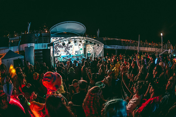 260210_AdamBertaPhoto-JamCruise-8002