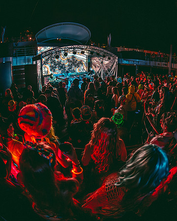 260210_AdamBertaPhoto-JamCruise-8007
