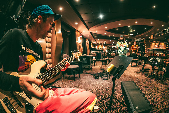 260210_AdamBertaPhoto-JamCruise-8113