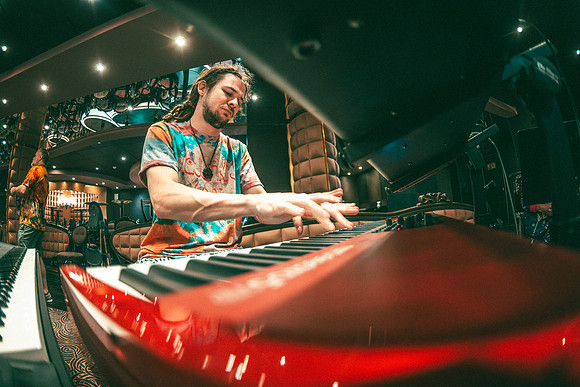 260210_AdamBertaPhoto-JamCruise-8144