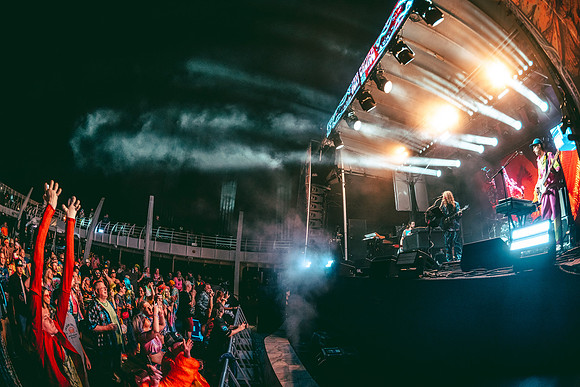 260210_AdamBertaPhoto-JamCruise-8728