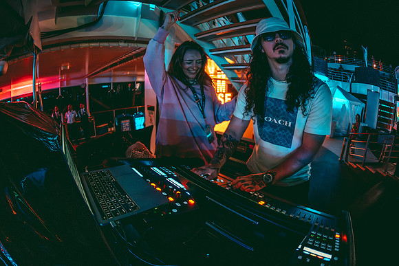 260210_AdamBertaPhoto-JamCruise-8805