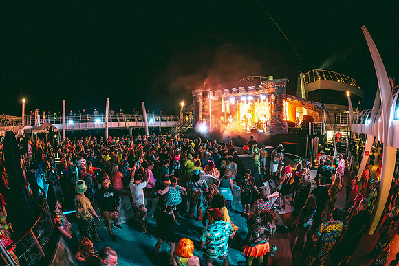 260210_AdamBertaPhoto-JamCruise-9039