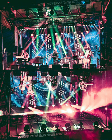 260210_AdamBertaPhoto-JamCruise-9389