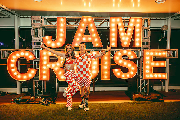 260210_AdamBertaPhoto-JamCruise-0010