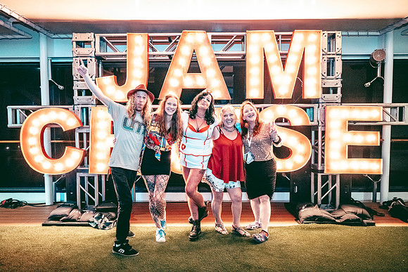 260210_AdamBertaPhoto-JamCruise-0004
