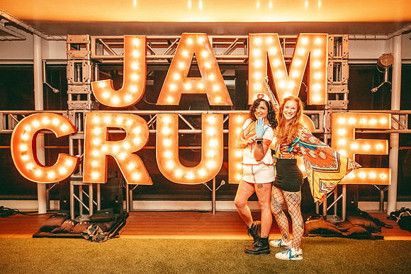 260210_AdamBertaPhoto-JamCruise-9999