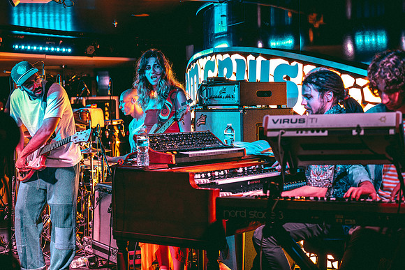 260211_AdamBertaPhoto-JamCruise-1405