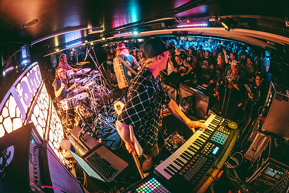 260211_AdamBertaPhoto-JamCruise-2507