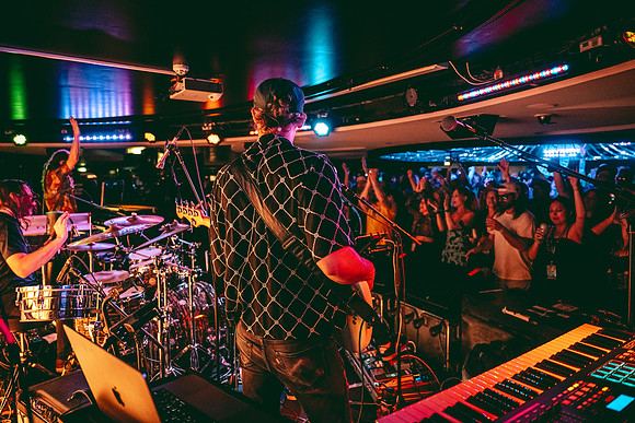 260211_AdamBertaPhoto-JamCruise-3146