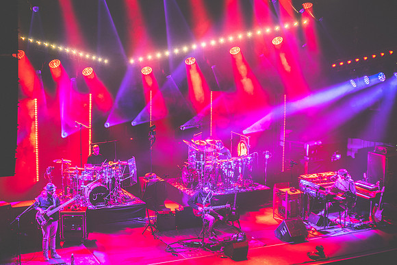 20230427-Goose-Bertaphoto-The Warfield-GSE05804