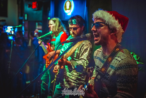 12.21.2018-BareFuzz - Woodlands Tavern - Werks Holiday Party - FULL RESOLUTION-7149