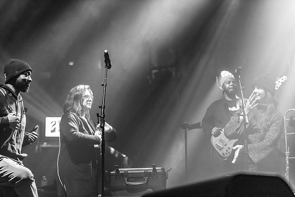 11192022154227 - Berta GooseTAB Website Albums - Santander Arena9660