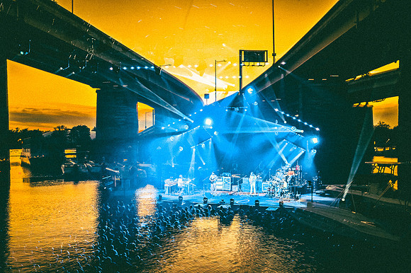 241113-BertaAdam-2313
