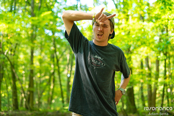TGF03305