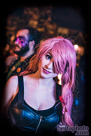 HalloWEIRD-HQ-20mb_size_limit-7128