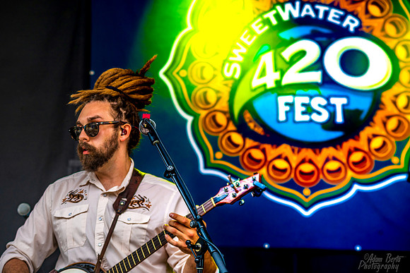 4-30-2022Adam Berta 420 Fest - 42007012