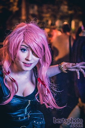 HalloWEIRD-HQ-20mb_size_limit-7123-2
