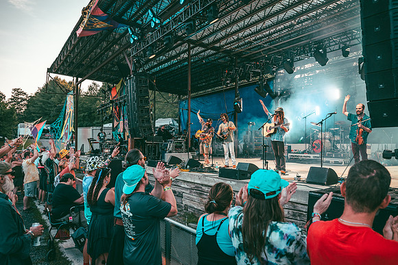 Thursday-AdamBertaPhoto-Domefest25_0807_1955-3640