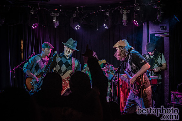 HalloWEIRD-HQ-20mb_size_limit-6500